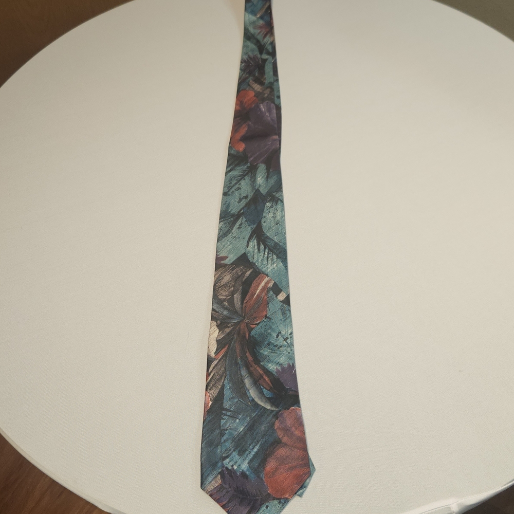 ⭐️Italianissimo Elegant Floral Tie Blue and Purple Dadcore Grandpacore Formal